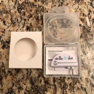 Stella & Dot Mobile Card Reader
